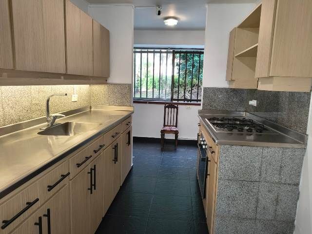 Apartamento en arriendo Antioquia Medellín Calle Nueva 106 m2 Habitaciones 3 Baños 2 Garajes 2 Precio $4800000