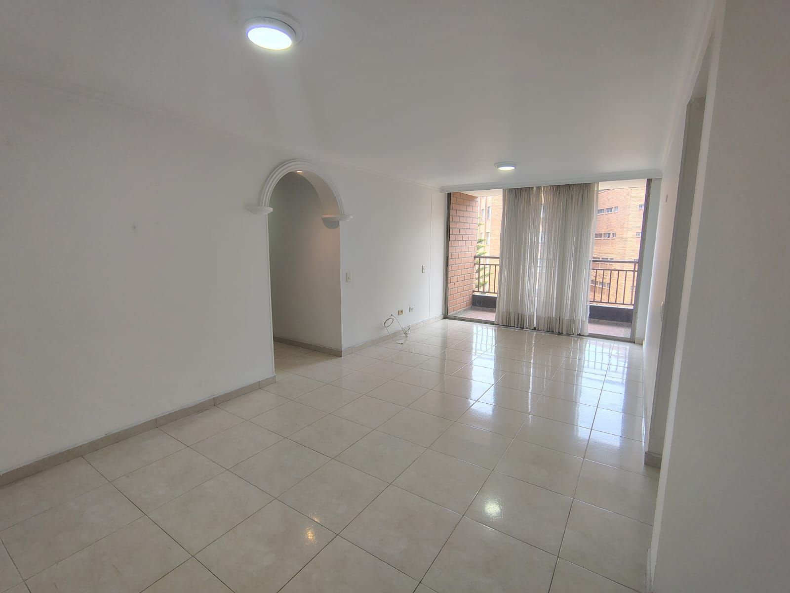 Apartamento en arriendo Antioquia Envigado La Sebastiana 100 m2 Habitaciones 3 Baños 3 Garajes 1 Precio $3850000