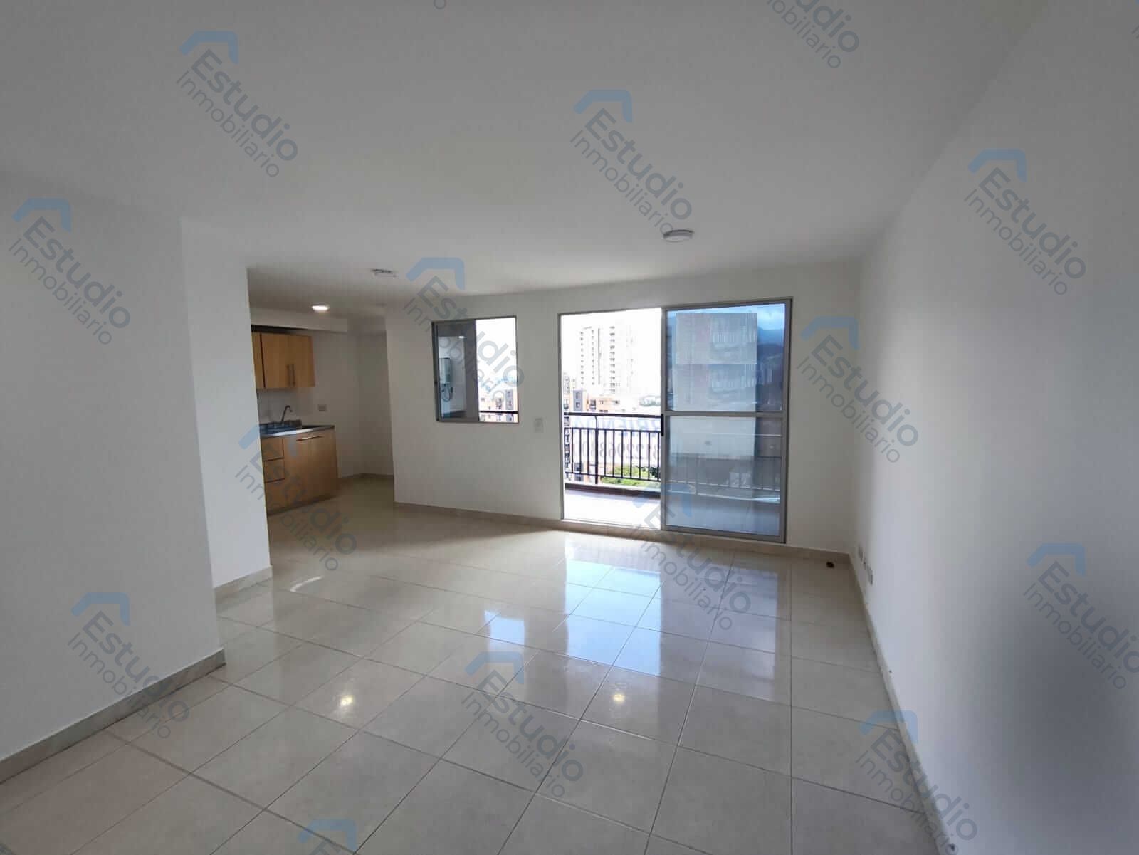 Apartamento en arriendo Antioquia La Estrella Bavaria 70 m2 Habitaciones 3 Baños 2 Garajes 1 Precio $2400000