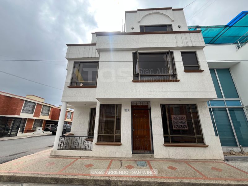 Casa en arriendo Boyacá Tunja Ub Terrazas De Santa Ines 120 m2 Habitaciones 3 Baños 5 Garajes 1 Precio $3000000