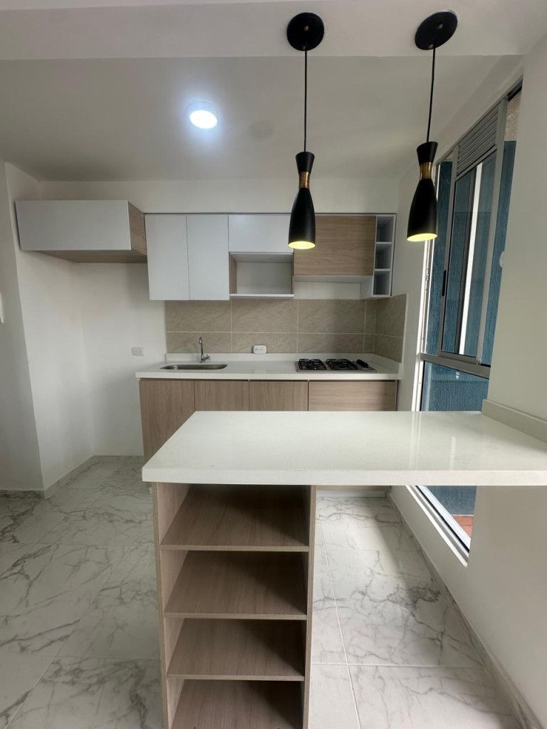 Apartamento en arriendo Valle Del Cauca Cali Chapinero 65 m2 Habitaciones 3 Baños 2 Garajes 0 Precio $1600000