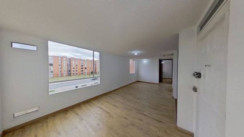 Inmuebles en Remate Apartamento en venta Cundinamarca Soacha Cr El Triunfo Et I 50 m2 Habitaciones 2 Baños 2 Garajes 0 Precio $138000000