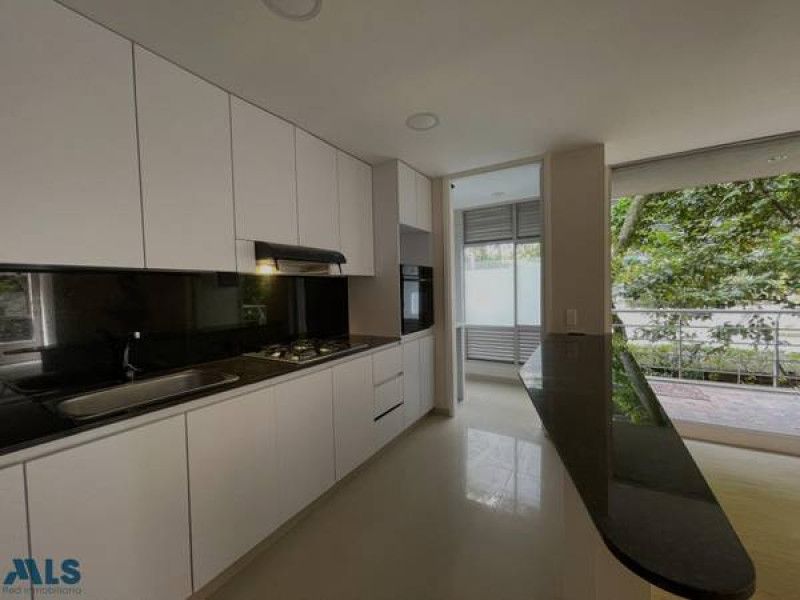 Apartamento en venta Antioquia Medellín La Linde 86 m2 Habitaciones 2 Baños 2 Garajes 2 Precio $760000000