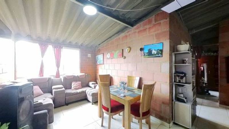 Apartamento en venta Cundinamarca Bogotá Cr Compartir La Margarita Et Ix 57 m2 Habitaciones 3 Baños 1 Garajes 0 Precio $200000000