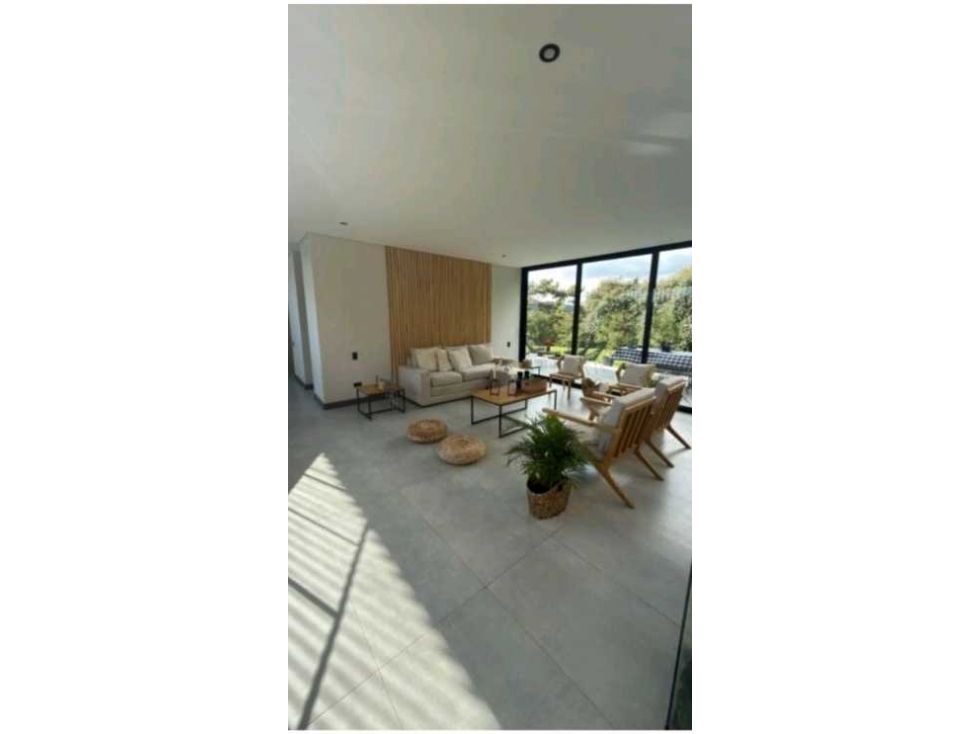 Casa Campestre en venta Antioquia Envigado El Chocho 380 m2 Habitaciones 4 Baños 4 Garajes 4 Precio $3800000000