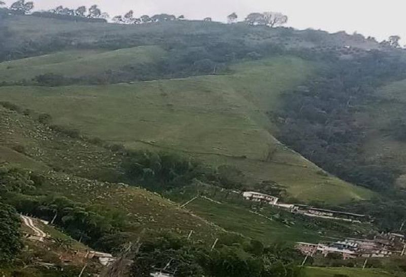 Inmuebles en Remate Finca en venta Caldas Villamaría El Palmar 24 m2 Habitaciones 5 Baños 3 Garajes 0 Precio $1714590000