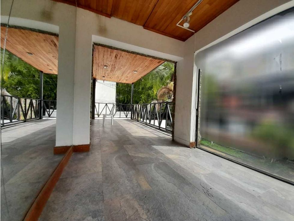 Local en arriendo Antioquia Medellín La Florida 703 m2 Habitaciones 0 Baños 4 Garajes 4 Precio $40000000