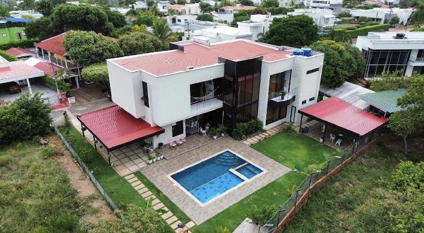 Casa en venta Huila Neiva Ub Altos De La Pradera 700 m2 Habitaciones 5 Baños 5 Garajes 1 Precio $2500000000