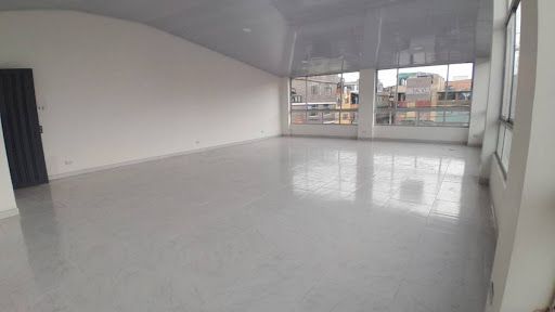 Local en arriendo Cundinamarca Bogotá La Gaitana 80 m2 Habitaciones 0 Baños 1 Garajes 0 Precio $1800000