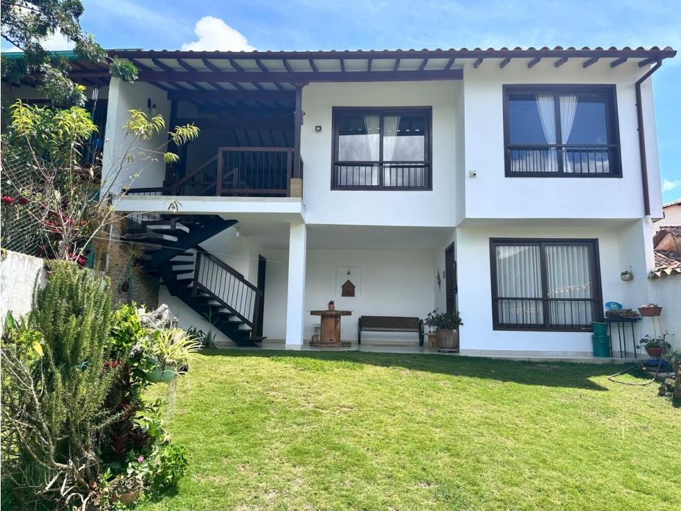 Casa en venta Santander Zapatoca Zapatoca 221 m2 Habitaciones 3 Baños 3 Garajes 2 Precio $720000000