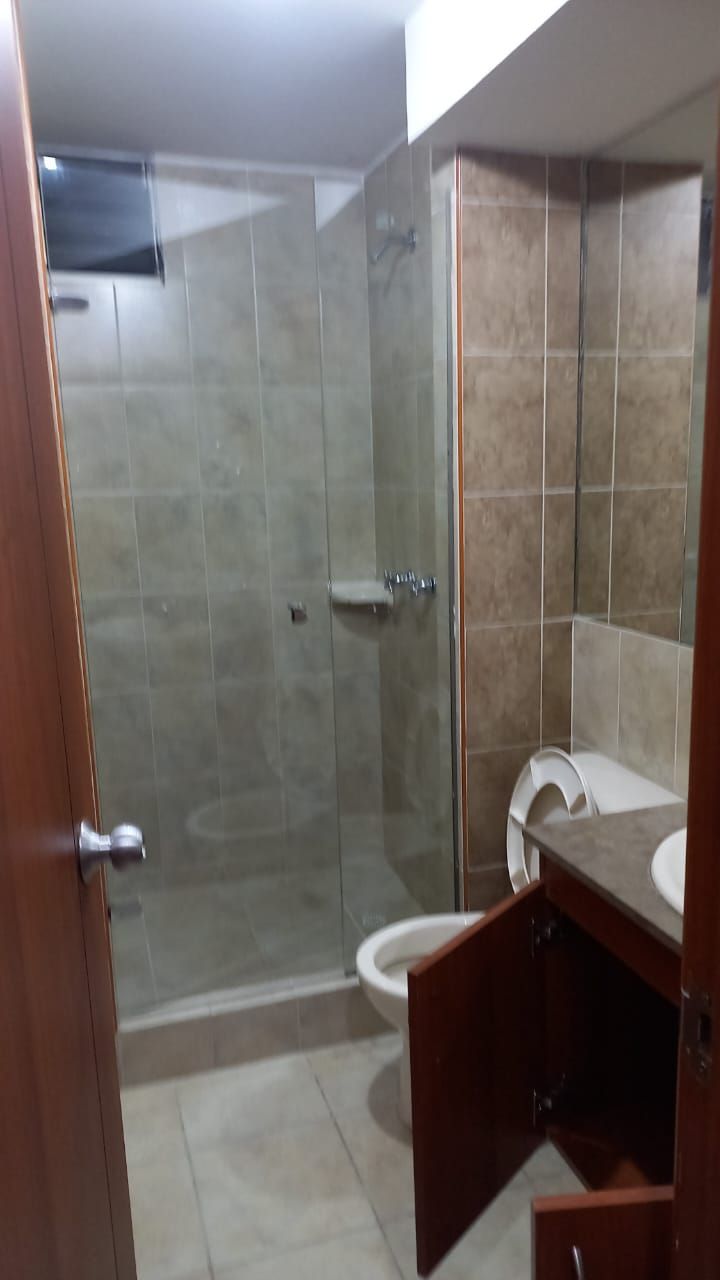 Apartamento en arriendo Cundinamarca Bogotá Club Los Lagartos 78 m2 Habitaciones 4 Baños 2 Garajes 1 Precio $2700000