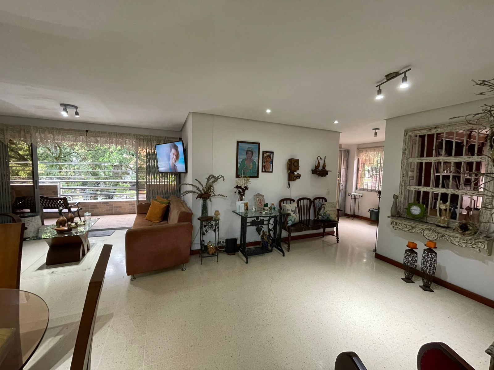 Apartamento en venta Antioquia Medellín Los Conquistadores 135 m2 Habitaciones 3 Baños 3 Garajes 1 Precio $700000000