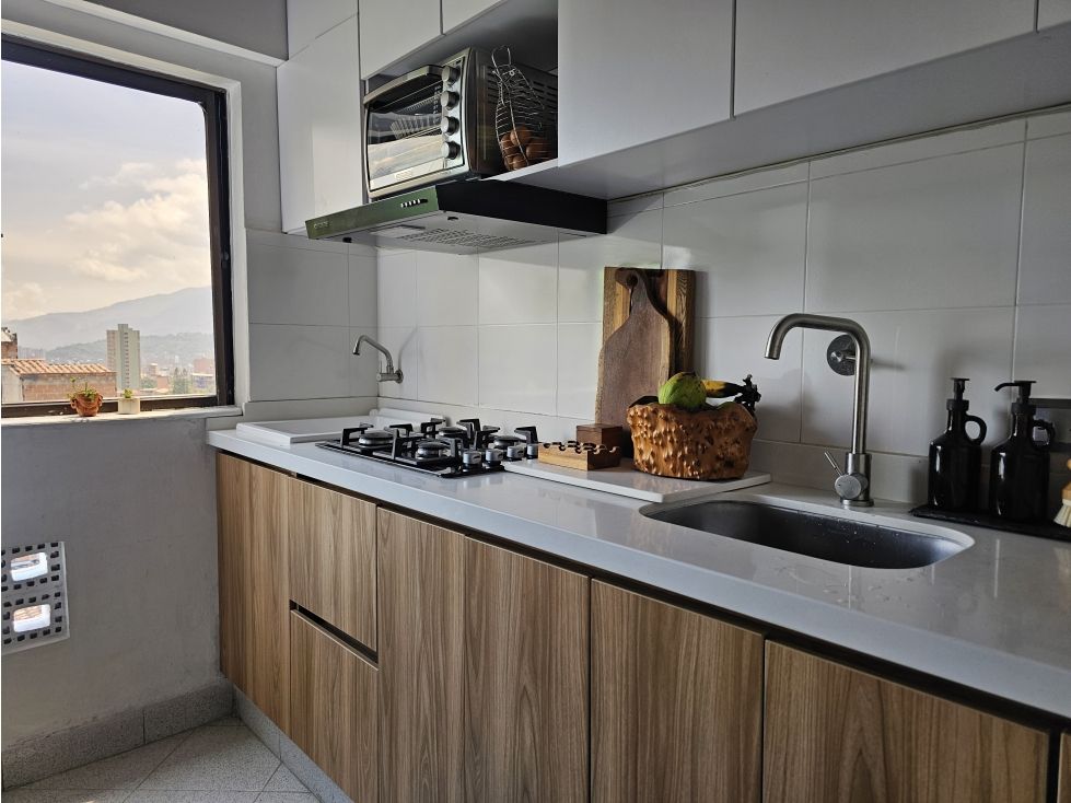 Apartamento en venta Antioquia Medellín Cristobal 70 m2 Habitaciones 3 Baños 2 Garajes 0 Precio $360000000