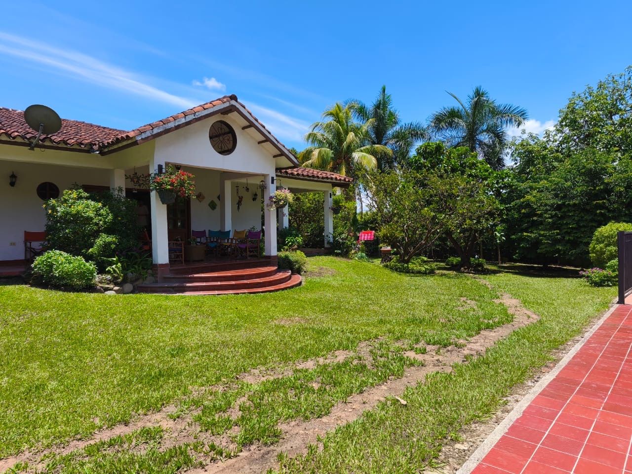 Casa Campestre en venta Huila Rivera Rivera 360 m2 Habitaciones 4 Baños 5 Garajes 2 Precio $1050000000