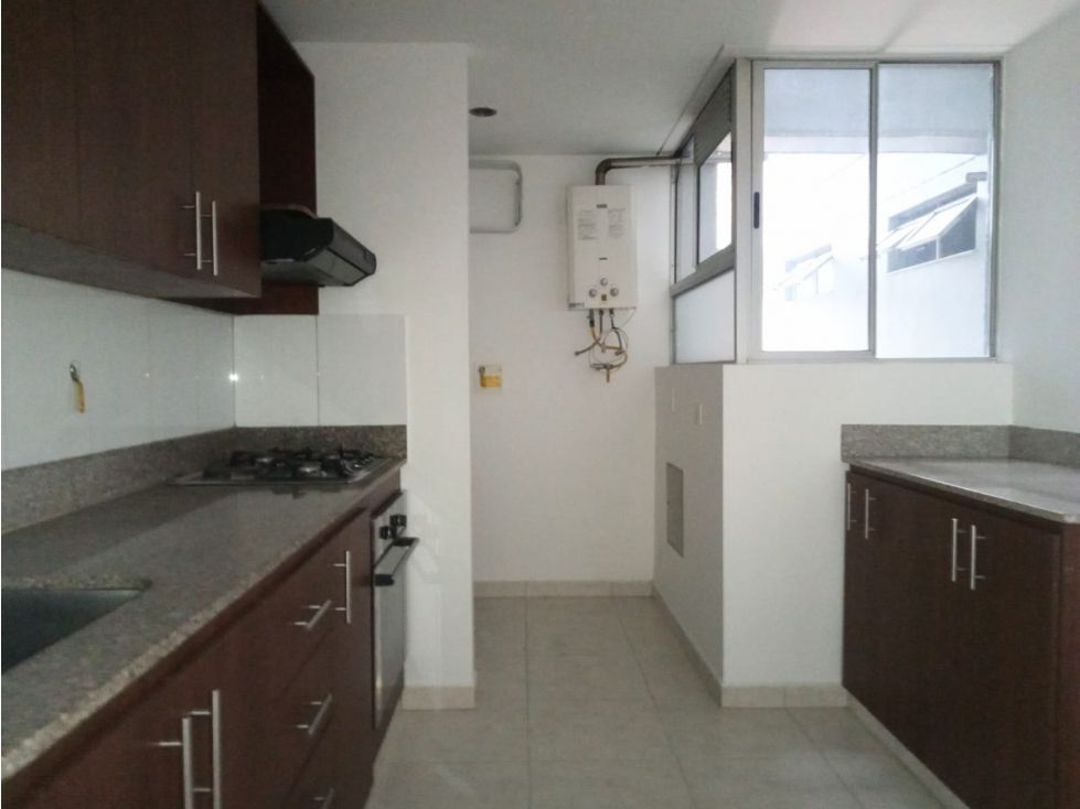 Apartamento en arriendo Antioquia Envigado Bosques De Zúñiga 113 m2 Habitaciones 3 Baños 3 Garajes 1 Precio $4500000