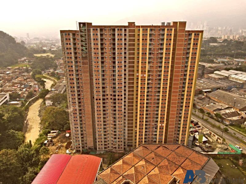 Apartamento en arriendo Antioquia Itagüí San Gabriel 55 m2 Habitaciones 2 Baños 2 Garajes 0 Precio $1750000