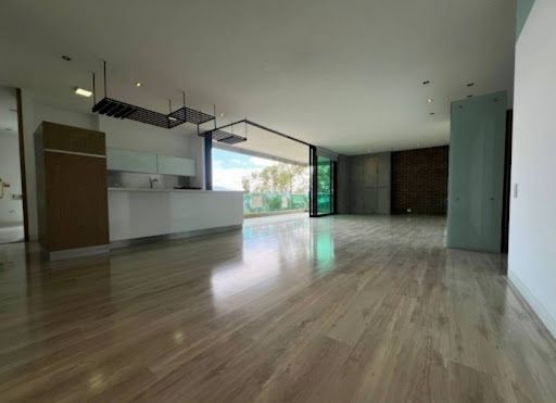 Apartamento en arriendo Antioquia Medellín Los Balsos No1 180 m2 Habitaciones 3 Baños 4 Garajes 2 Precio $11000000