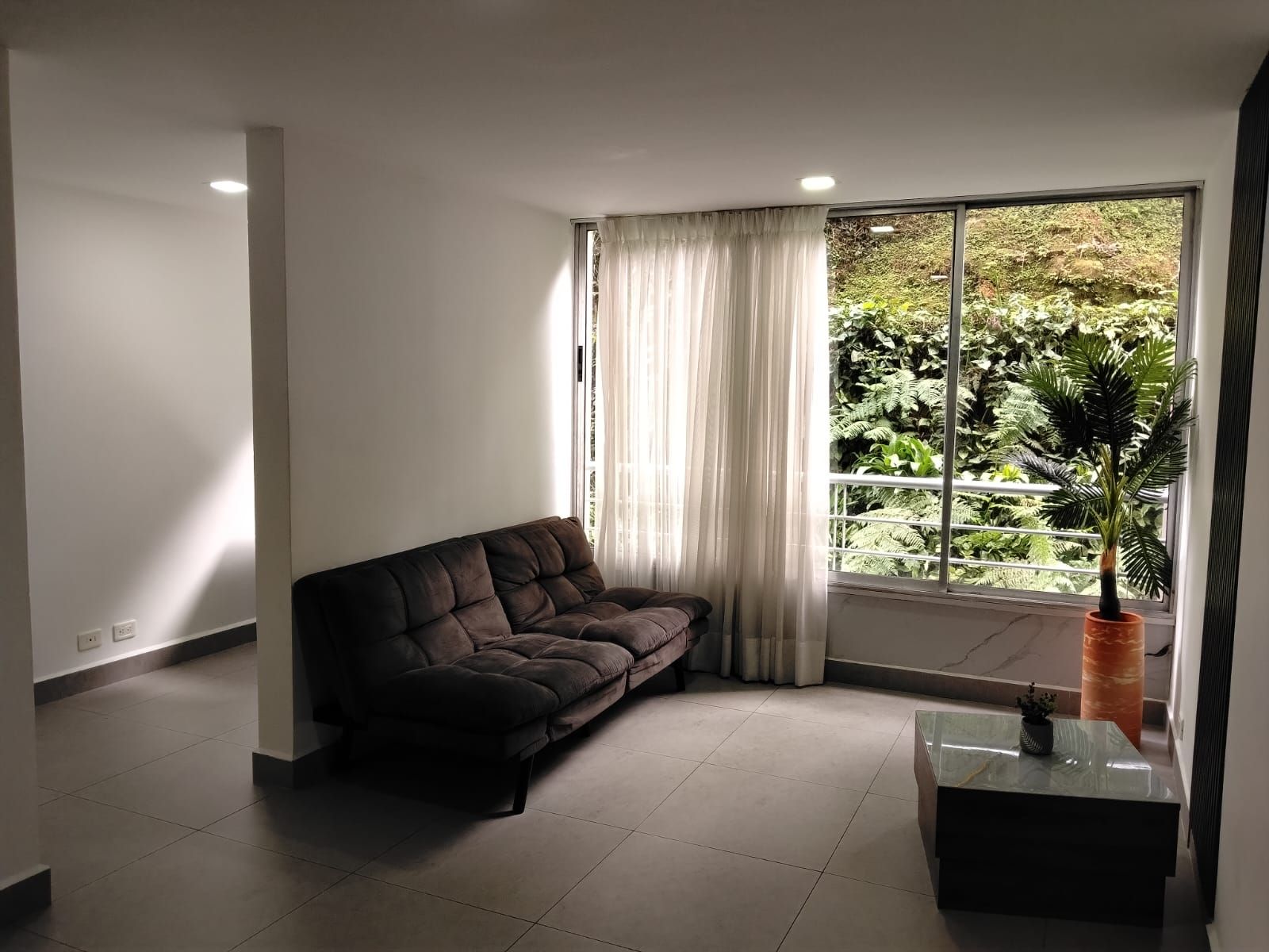Apartamento en arriendo Antioquia Medellín Altos Del Poblado 80 m2 Habitaciones 3 Baños 2 Garajes 1 Precio $5300000