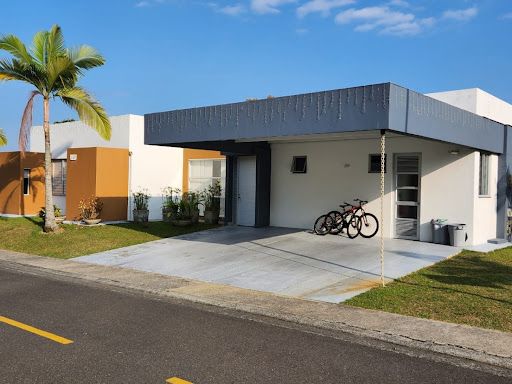 Casa en arriendo Risaralda Pereira Cn Campestre San Jose De Las Villas 320 m2 Habitaciones 3 Baños 6 Garajes 2 Precio $7550000