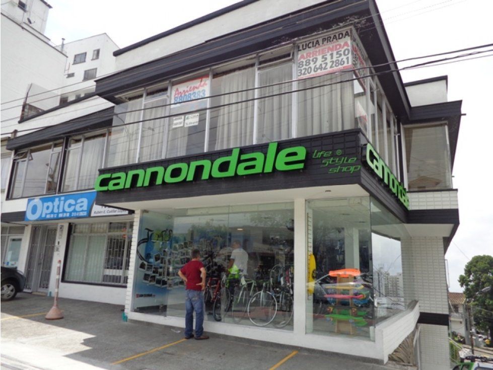 Casa en venta Caldas Manizales La Arboleda 1300 m2 Habitaciones 3 Baños 10 Garajes 4 Precio $5000000000