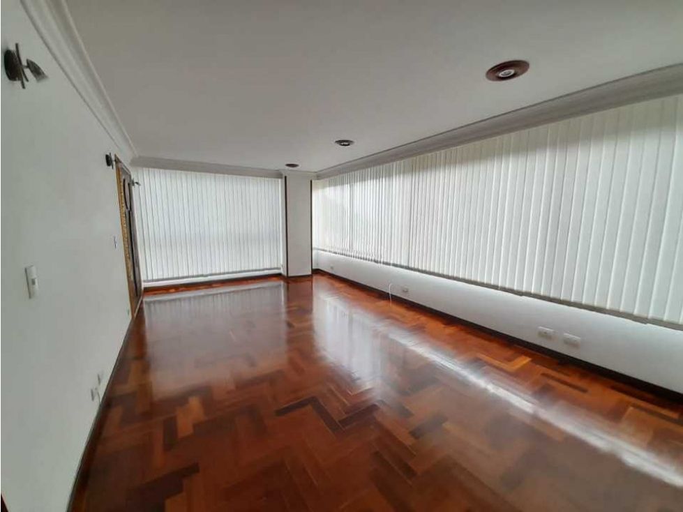 Apartamento en venta Caldas Manizales Ub Los Guayacanes 190 m2 Habitaciones 4 Baños 4 Garajes 2 Precio $780000000