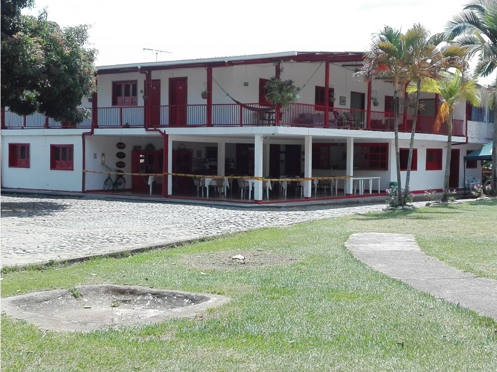 Finca en venta Caldas Manizales Manizales 1592 m2 Habitaciones 18 Baños 10 Garajes 25 Precio $3500000000