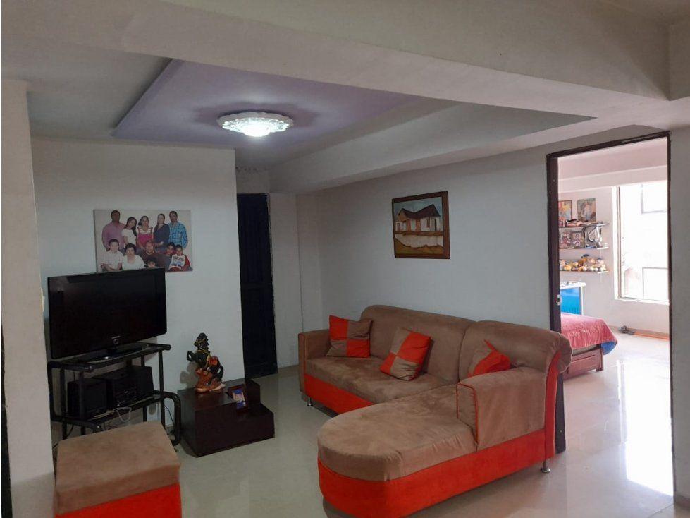 Edificio en venta Caldas Manizales Los Agustinos 450 m2 Habitaciones 14 Baños 5 Garajes 2 Precio $1150000000
