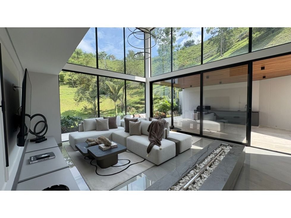Casa en venta Caldas Manizales Ub Arboletes 495 m2 Habitaciones 4 Baños 4 Garajes 3 Precio $3500000000