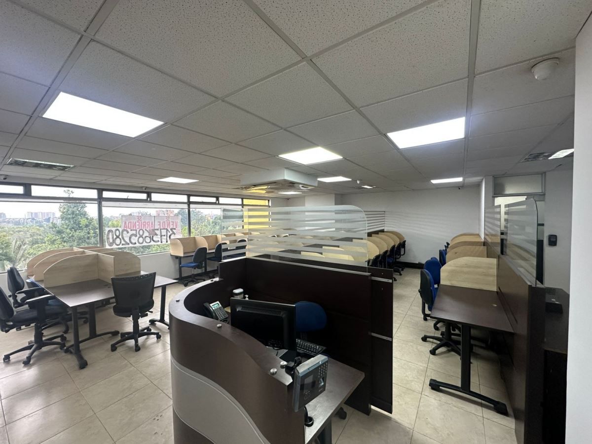 Oficina en arriendo Cundinamarca Bogotá Puerta De Teja 76 m2 Habitaciones 0 Baños 1 Garajes 2 Precio $6500000