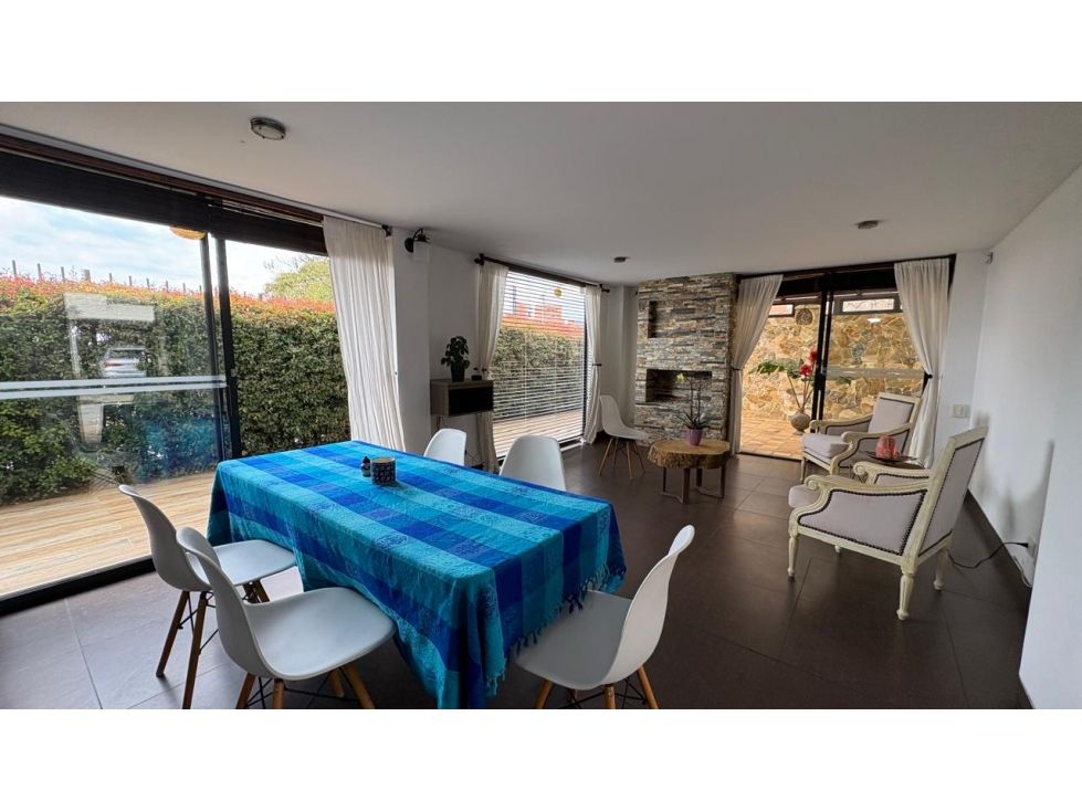Casa en venta Caldas Manizales Cn Camino Del Morro 220 m2 Habitaciones 3 Baños 5 Garajes 2 Precio $1050000000