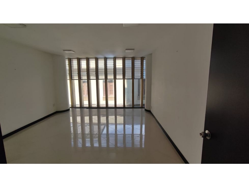 Oficina en arriendo Caldas Manizales El Centro 20 m2 Habitaciones 0 Baños 0 Garajes 0 Precio $780000
