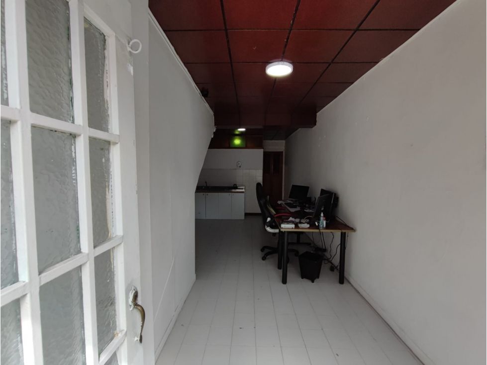 Oficina en arriendo Caldas Manizales Alta Suiza 35 m2 Habitaciones 0 Baños 1 Garajes 0 Precio $900000