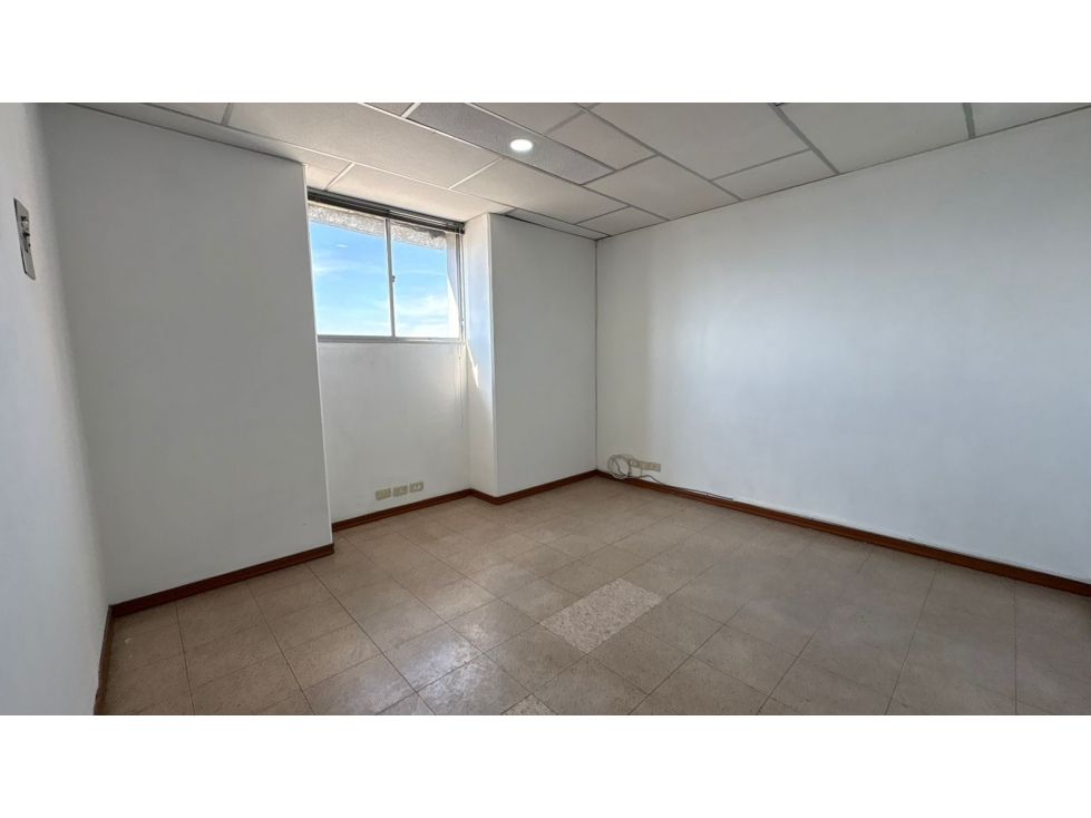 Oficina en arriendo Caldas Manizales El Centro 14 m2 Habitaciones 0 Baños 0 Garajes 0 Precio $800000