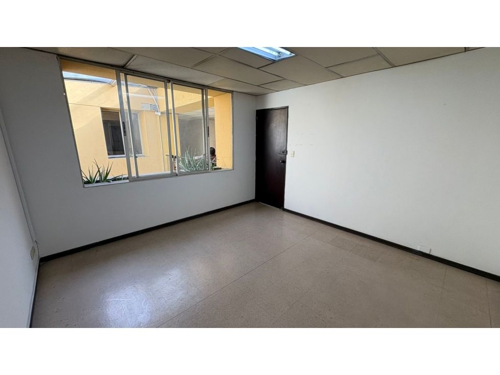 Oficina en arriendo Caldas Manizales El Centro 14 m2 Habitaciones 0 Baños 0 Garajes 0 Precio $800000