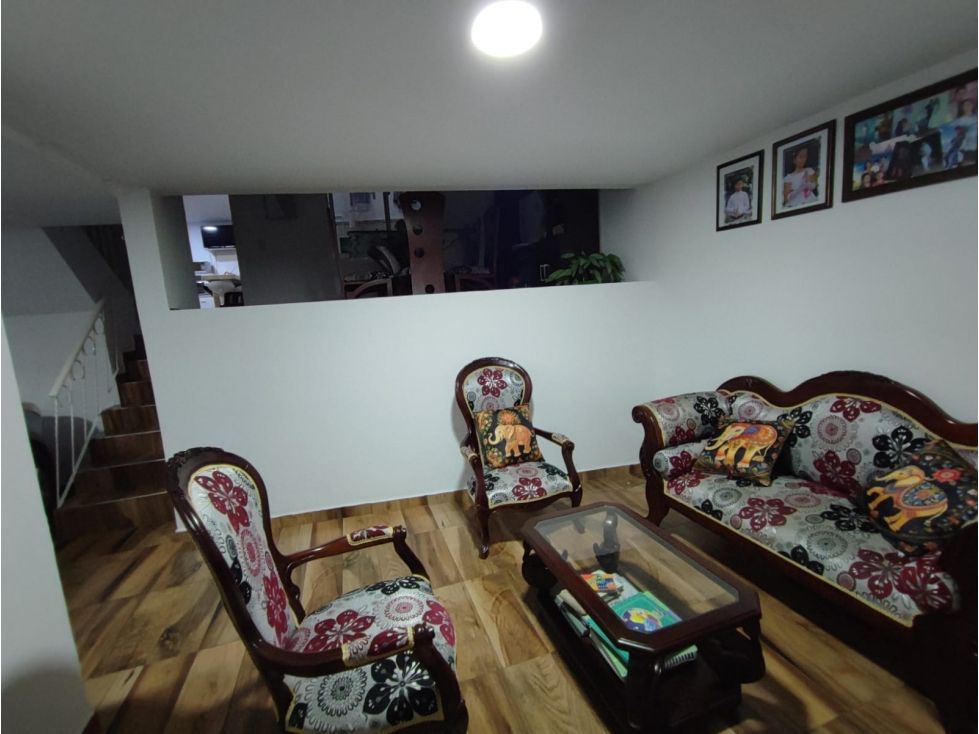 Casa en venta Caldas Manizales Colombia 220 m2 Habitaciones 6 Baños 3 Garajes 2 Precio $750000000