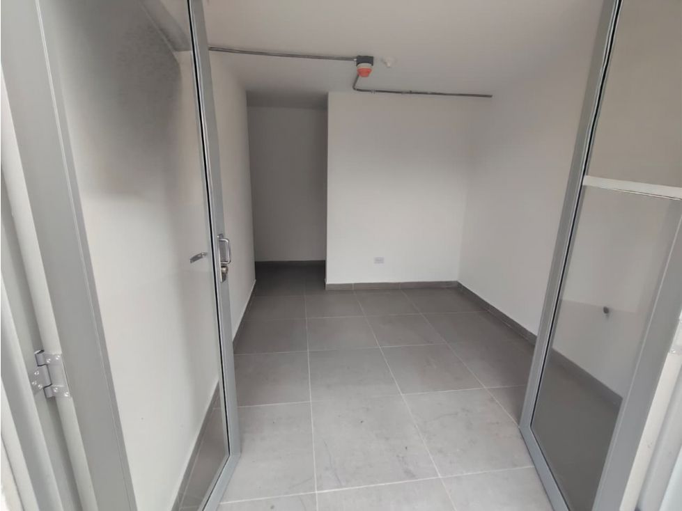 Local en arriendo Caldas Manizales Santa Helena 17 m2 Habitaciones 0 Baños 1 Garajes 0 Precio $770000