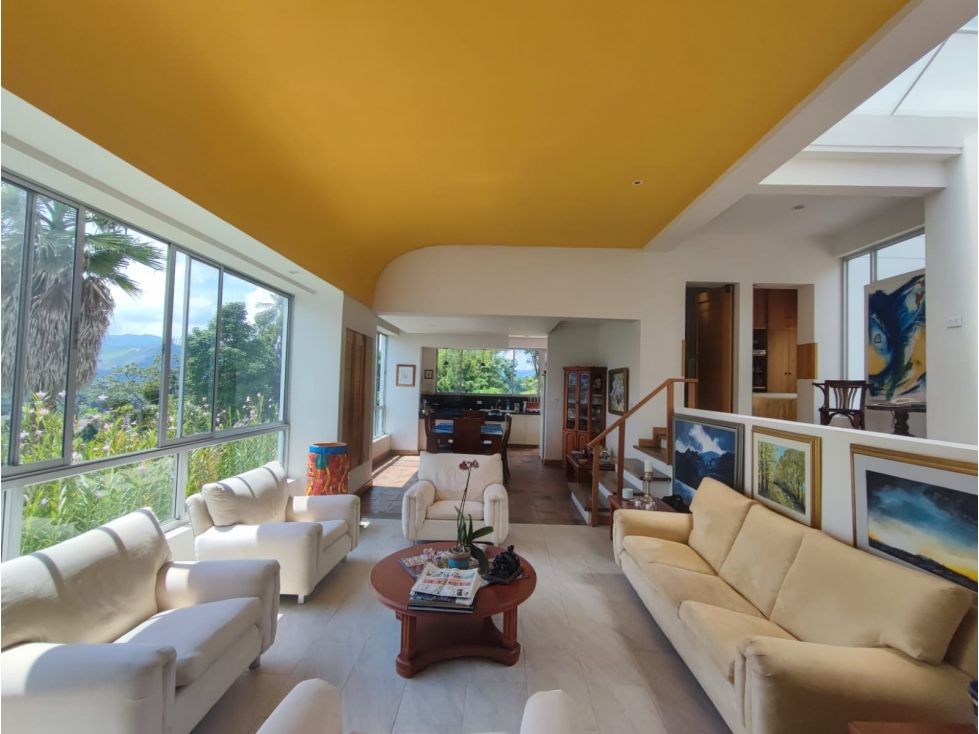 Casa en venta Caldas Manizales Br Cerros De La Alhambra 285 m2 Habitaciones 5 Baños 4 Garajes 2 Precio $1830000000