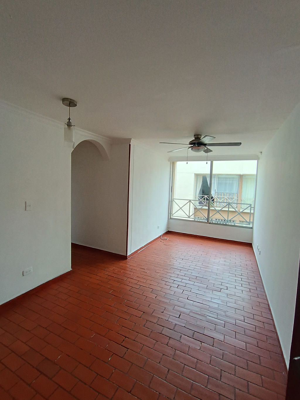 Apartamento en arriendo Valle Del Cauca Cali Torres De Confandi 59 m2 Habitaciones 3 Baños 2 Garajes 0 Precio $960000