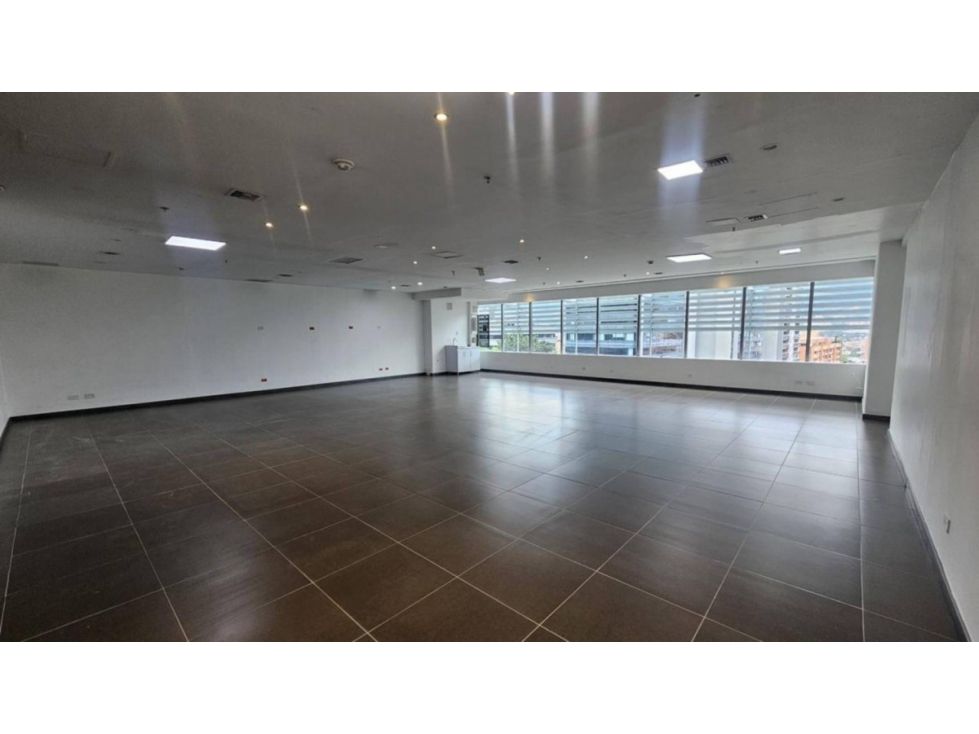 Oficina en arriendo Cundinamarca Bogotá Chico Norte Et Ii 427 m2 Habitaciones 0 Baños 3 Garajes 2 Precio $39116374