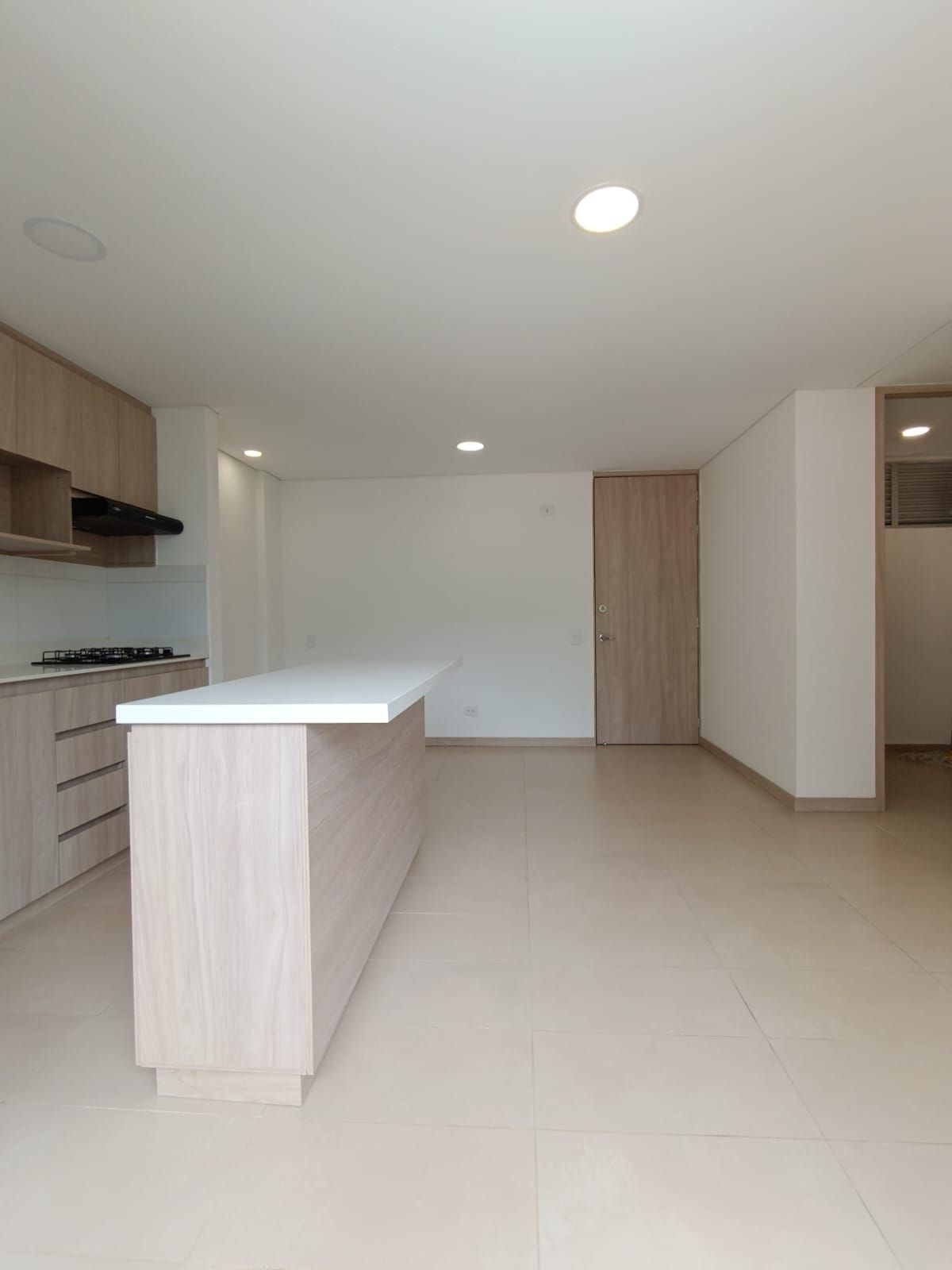 Apartamento en arriendo Antioquia Sabaneta Ub Cortijo De San Jose 60 m2 Habitaciones 3 Baños 2 Garajes 1 Precio $2700000