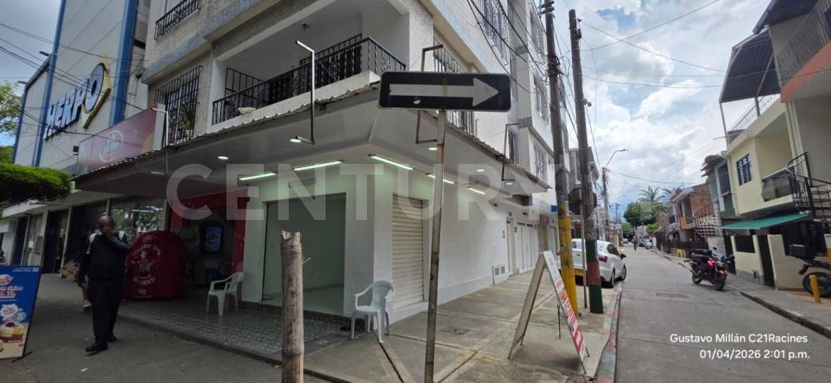 Local en arriendo Valle Del Cauca Cali El Sena 22 m2 Habitaciones 0 Baños 0 Garajes 0 Precio $3150000