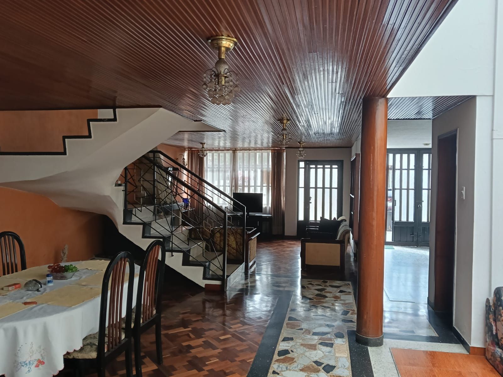 Casa en arriendo Cundinamarca Bogotá Santa Cecilia 255 m2 Habitaciones 4 Baños 3 Garajes 2 Precio $12000000