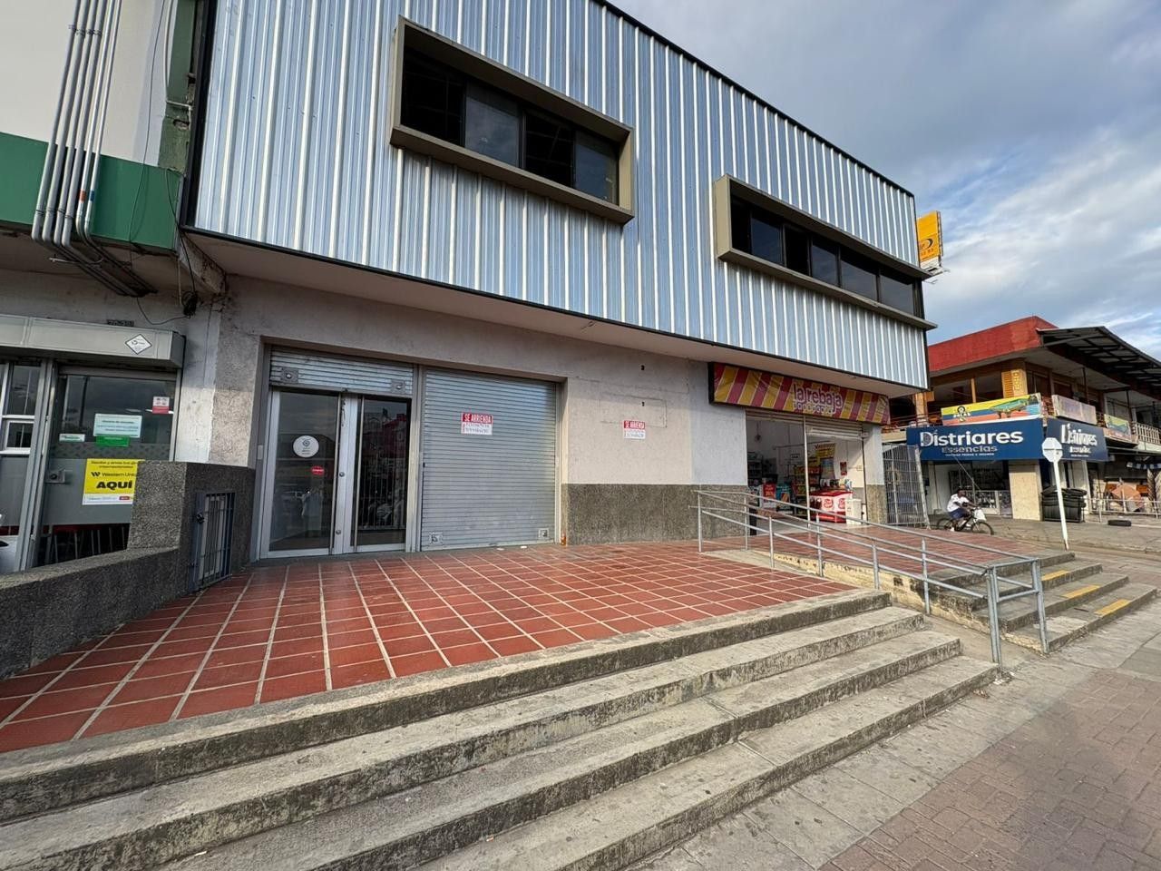 Edificio en venta Valle Del Cauca Cali Siete De Agosto 635 m2 Habitaciones 0 Baños 6 Garajes 0 Precio $3200000000