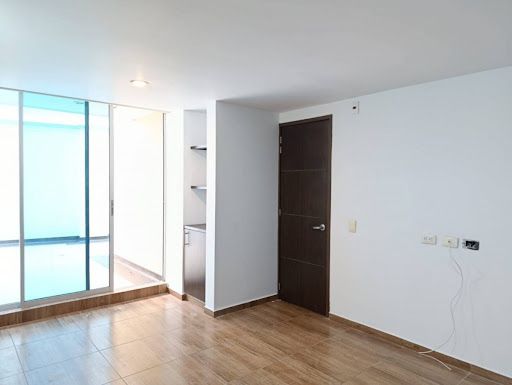 Apartamento en arriendo Risaralda Pereira Los Alpes 193 m2 Habitaciones 2 Baños 3 Garajes 1 Precio $4015000