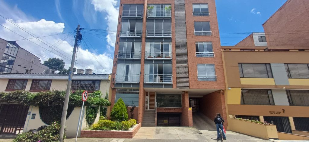 Apartamento en venta Cundinamarca Bogotá Puente Largo 42 m2 Habitaciones 1 Baños 1 Garajes 1 Precio $340000000
