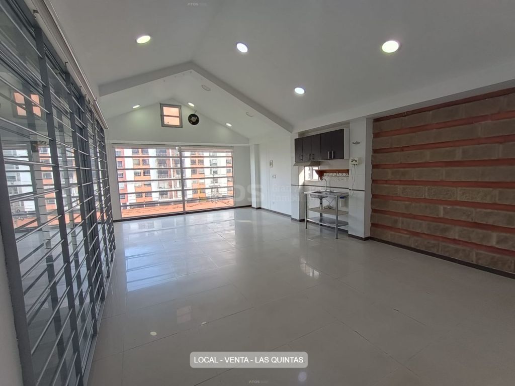 Local en venta Boyacá Tunja 20 De Julio 100 m2 Habitaciones 0 Baños 1 Garajes 0 Precio $540000000