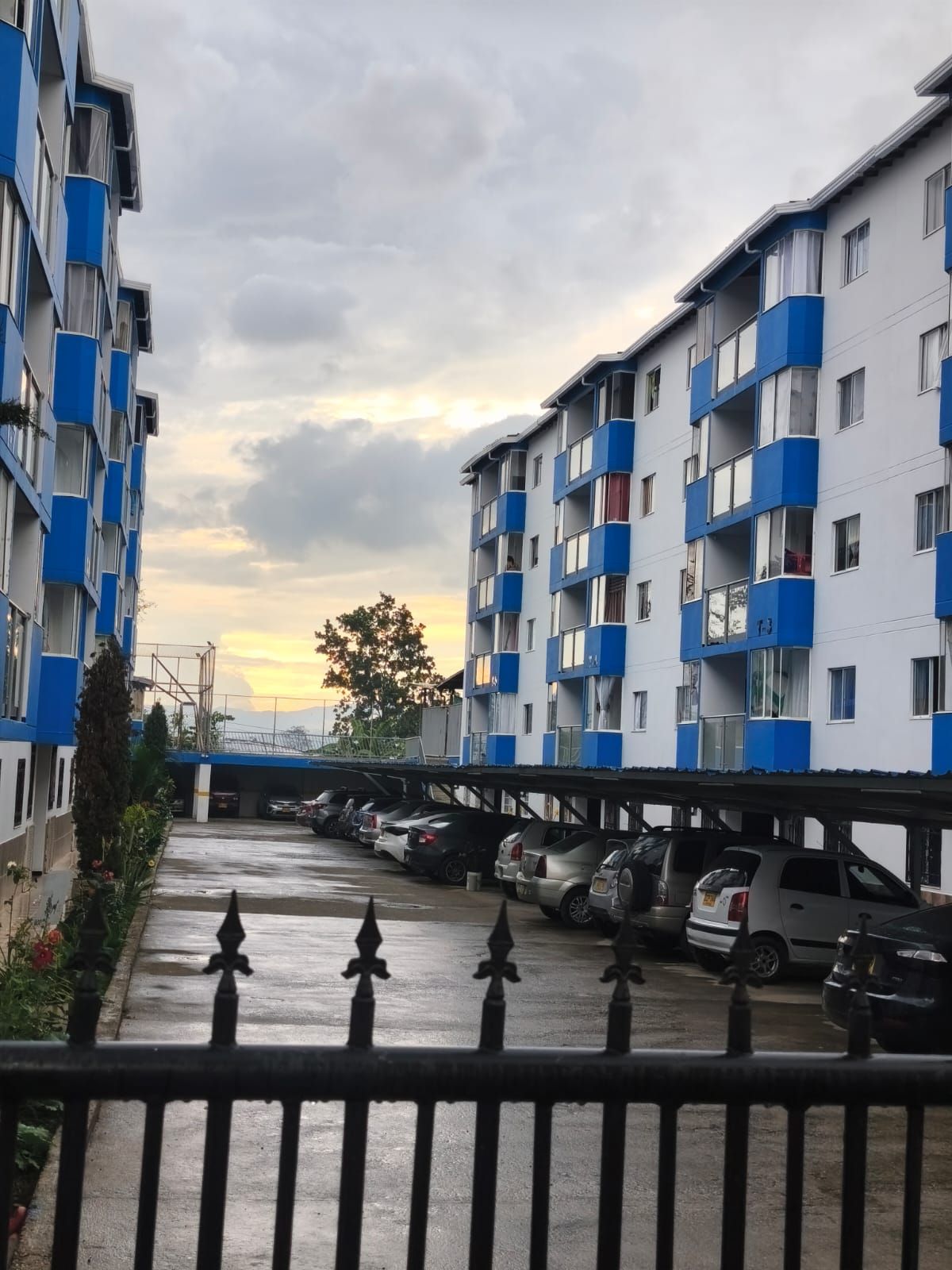 Apartamento en venta Santander Piedecuesta Cr Real Isabela 70 m2 Habitaciones 3 Baños 2 Garajes 1 Precio $155000000