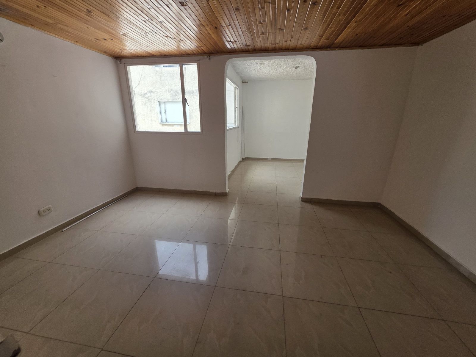 Casa en arriendo Cundinamarca Bogotá Villa Del Rio 68 m2 Habitaciones 3 Baños 2 Garajes 0 Precio $2000000