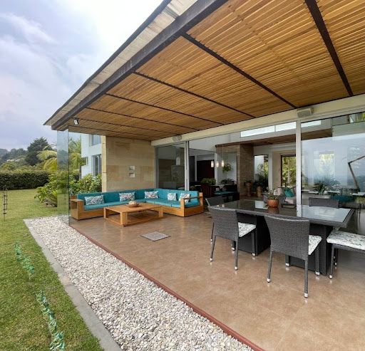 Casa en arriendo Antioquia Rionegro Rionegro 320 m2 Habitaciones 4 Baños 5 Garajes 4 Precio $19500000