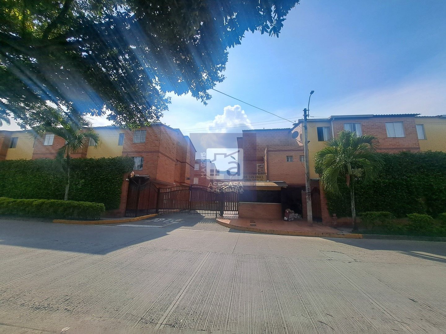 Casa en arriendo Santander Floridablanca Tarragona I 107 m2 Habitaciones 3 Baños 3 Garajes 1 Precio $1342500